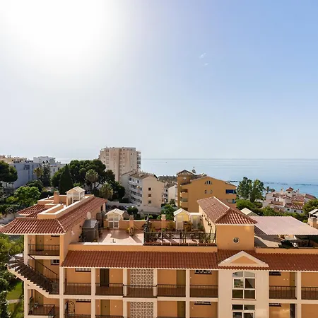 Apartment Nac8 - Bonito Con Vistas Al Mar 2 Dormitorios, Wifi, 3 Piscinas, Playa A 250 Metros Benalmadena
